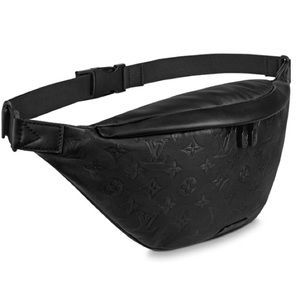 Louis Vuitton black monogram discovery bumbag